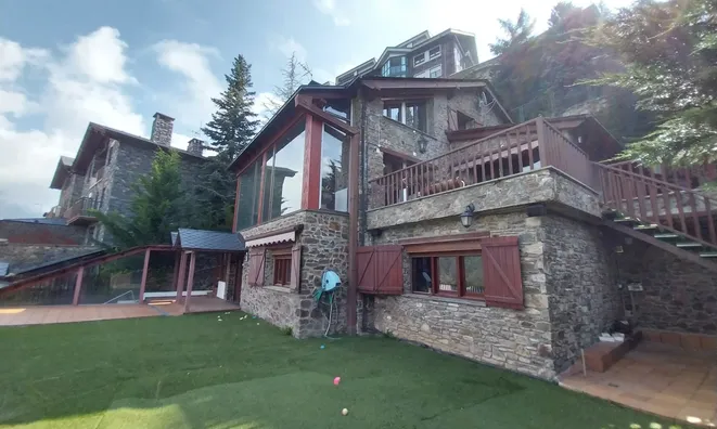 Недвижимость Chalet for sale in Escaldes Engordany, 4 bedrooms: 1