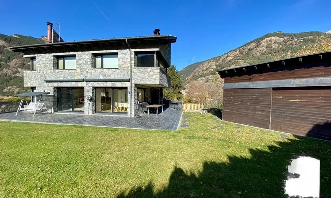 Недвижимость Chalet for sale in Ordino with 5 bedrooms: 2