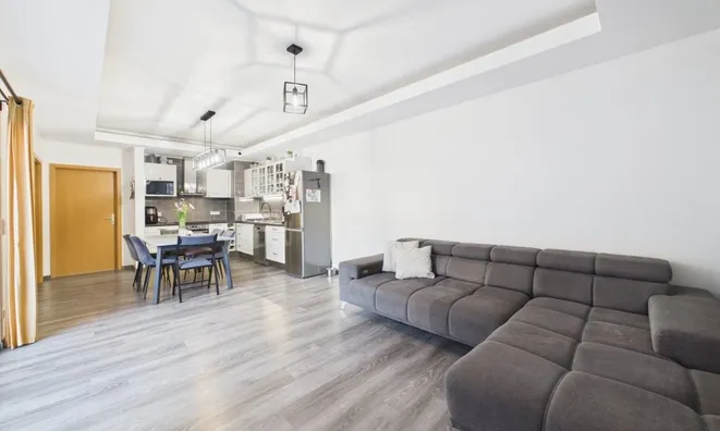 Недвижимость Apartment 2 bedrooms for sale in Esch-sur-Alzette: 2