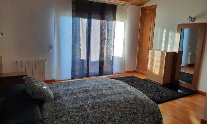 Недвижимость 4-bedroom house with garden, garage and lift in prime Andorra location: 4