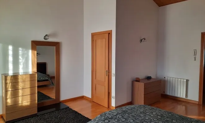 Недвижимость 4-bedroom house with garden, garage and lift in prime Andorra location: 5