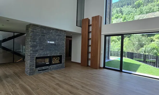 Недвижимость Luxury townhouse in Pal with garden: 3