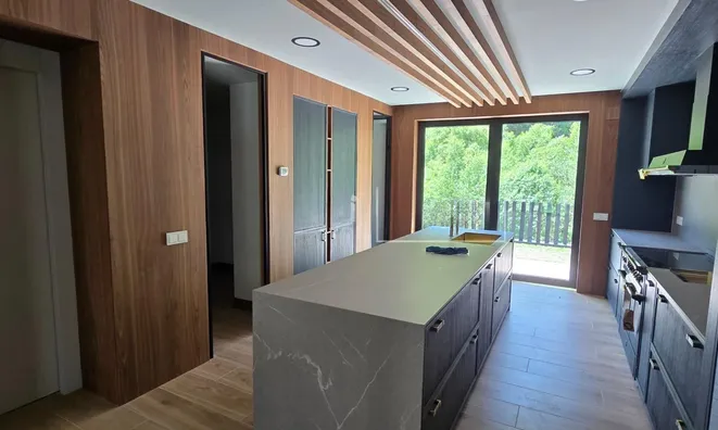 Недвижимость Luxury townhouse in Pal with garden: 7