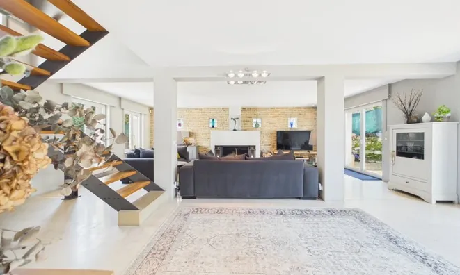 Недвижимость Detached house 5 bedrooms for sale in Dalheim: 5