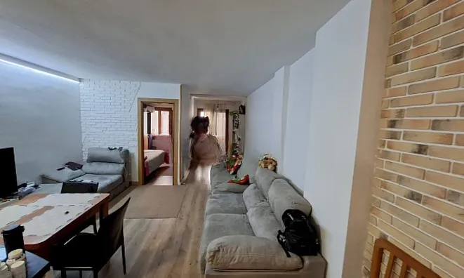 Недвижимость Apartment with parking and storage in Encamp: 1