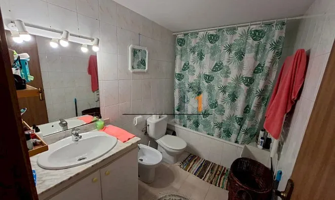 Недвижимость Apartment with parking and storage in Encamp: 7