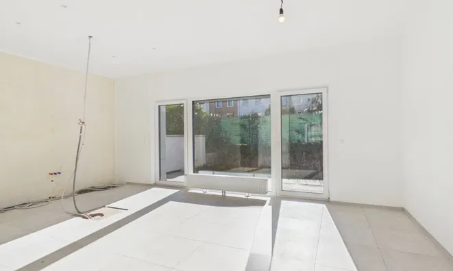 Недвижимость Semi-detached house 5 bedrooms for sale in Luxembourg-Bonnevoie: 2
