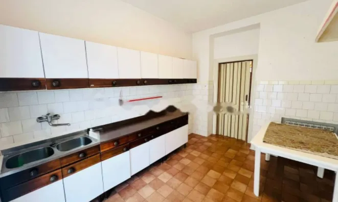 Недвижимость Квартира в центре Горизии: 1