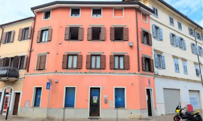 Недвижимость Квартира на ул. Байамонти: 2