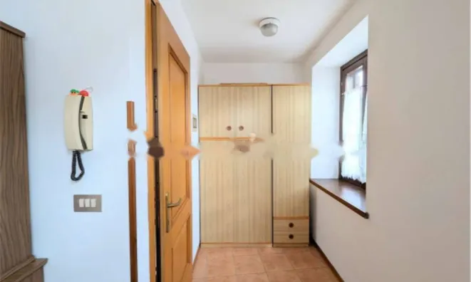 Недвижимость Квартира на ул. Байамонти: 4