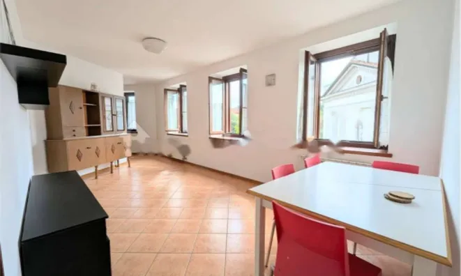 Недвижимость Квартира на ул. Байамонти: 7