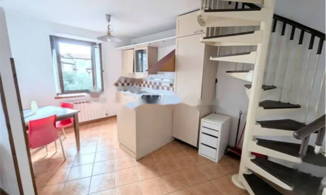 Недвижимость Квартира на ул. Байамонти: 9