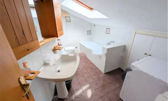 Недвижимость Квартира на ул. Байамонти: 23