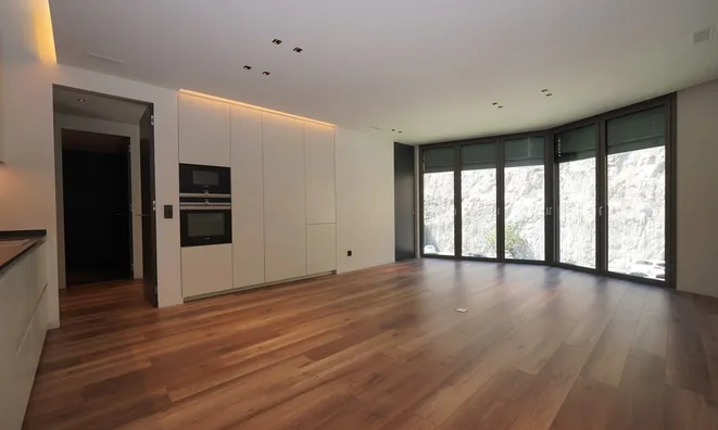Недвижимость Apartment for sale in Andorra la Vella with 3 bedrooms: 1