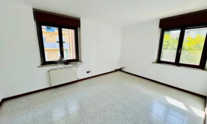 Недвижимость Квартира на улице Мандзони: 6