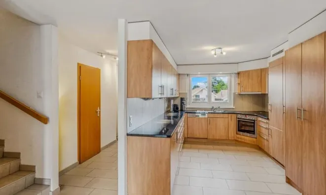Недвижимость Attic flat 4.5 rooms: 9