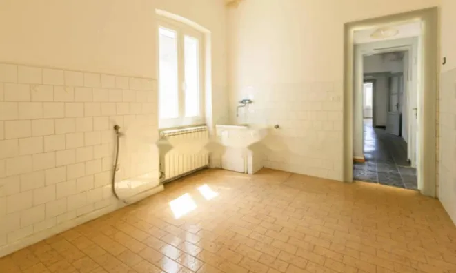 Недвижимость Квартира на улице Альвиано: 7