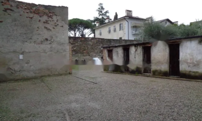 Недвижимость Двухкомнатная квартира в центре Гориции: 6