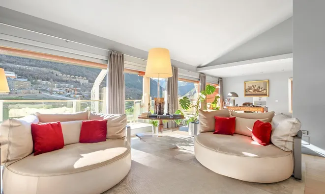 Недвижимость Duplex for sale in Andorra la Vella with 3 bedrooms: 1