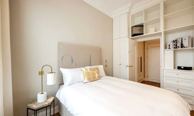 Недвижимость Redcliffe Square: 6