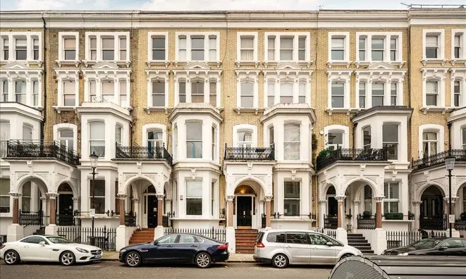 Недвижимость Redcliffe Square: 10