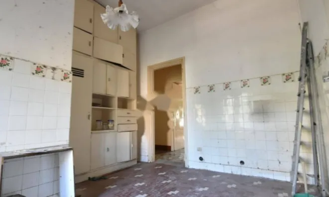 Недвижимость Четырехкомнатная на ул. Рома: 12