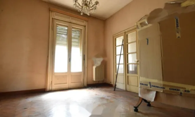 Недвижимость Четырехкомнатная на ул. Рома: 13