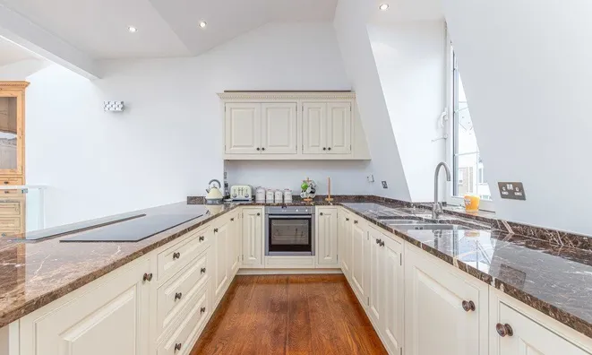 Недвижимость Carlyle Court, Chelsea Harbour: 11