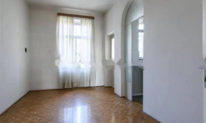 Недвижимость Квартира на проспекте Италия: 6