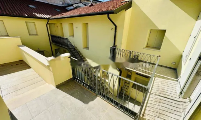 Недвижимость Квартира на улице Маццини: 10