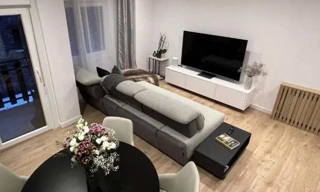 Недвижимость Renovated apartment for sale in Arinsal: 2