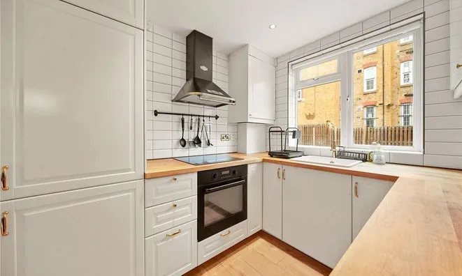 Недвижимость Buxton Court, Thoresby Street: 9