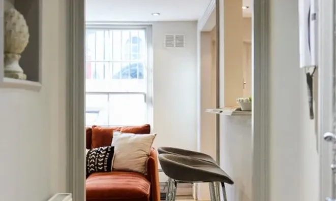 Недвижимость Amwell Street: 20
