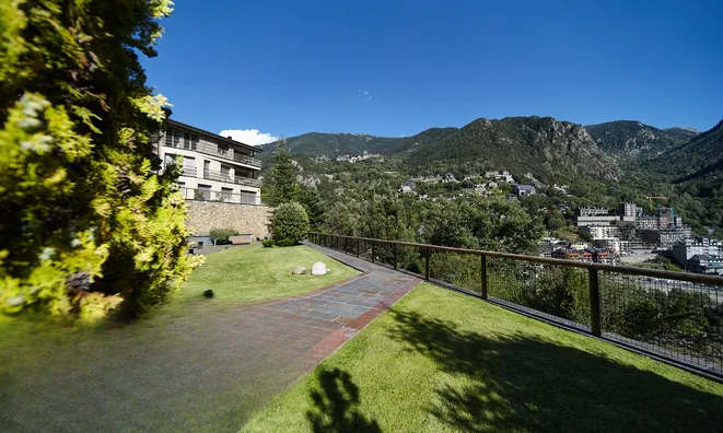 Недвижимость Penthouse for sale in Escaldes Engordany, 3 bedrooms: 1