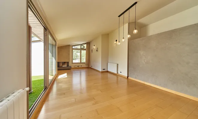 Недвижимость Penthouse for sale in Escaldes Engordany, 3 bedrooms: 3