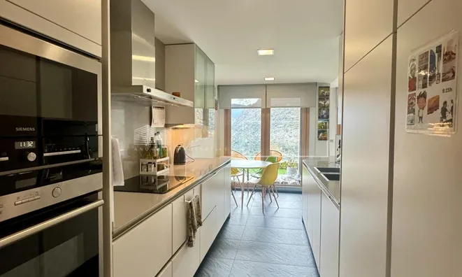 Недвижимость Ground floor flat in Escaldes with 4 bedrooms, sun and views, includes 2 parking spaces and storage: 7
