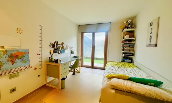 Недвижимость Ground floor flat in Escaldes with 4 bedrooms, sun and views, includes 2 parking spaces and storage: 14
