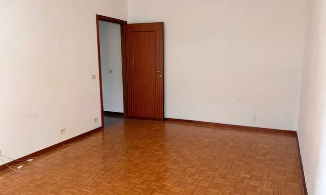 Недвижимость Квартира на улице Аделаиды Ристори: 25