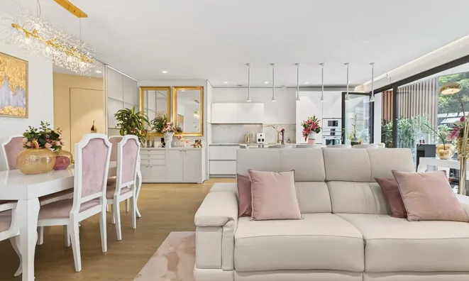 Недвижимость Apartment for sale in Andorra la Vella, 5 bedrooms: 4