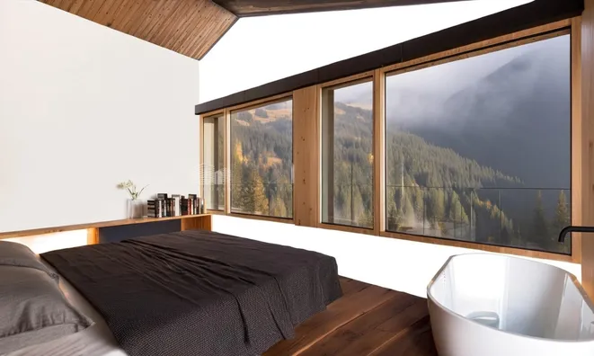 Недвижимость 3-sided house with large garage near Canillo center: 4