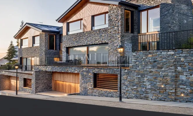 Недвижимость House with large garage near Canillo center: 2