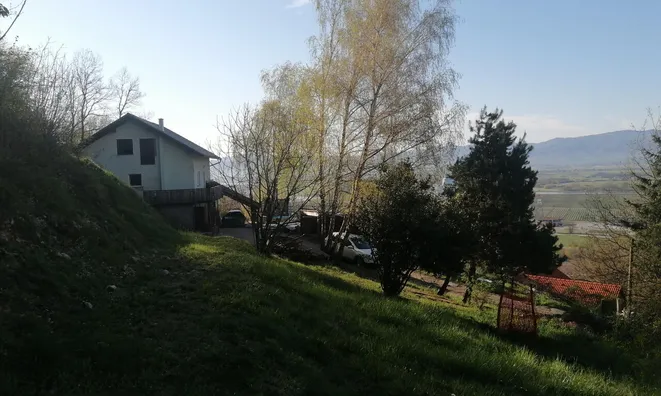 Недвижимость Дом в Либне: 9