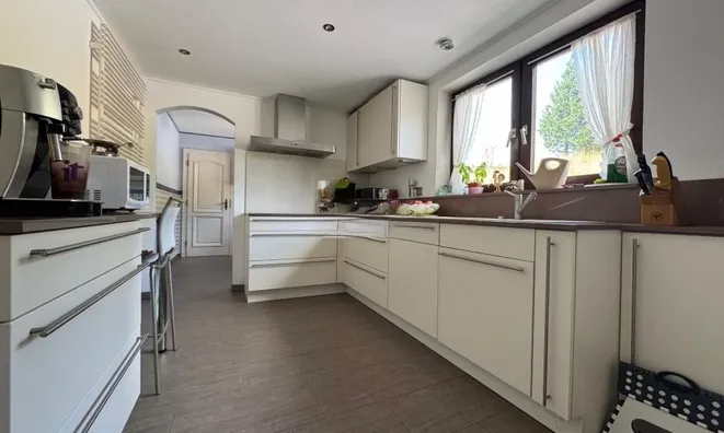 Недвижимость House 5 bedrooms for sale in Scheidgen: 2