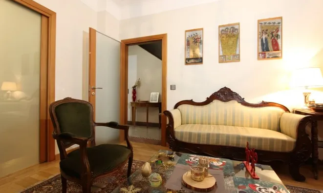 Недвижимость House 5 bedrooms for sale in Luxembourg-Gasperich - Cloche d'or: 5