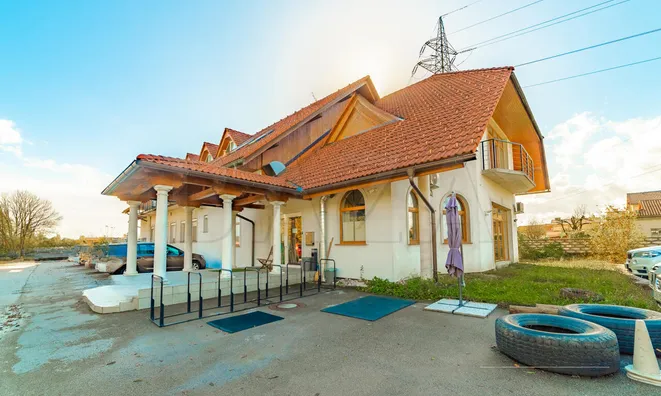 Недвижимость Комбинированное помещение Томацево: 1