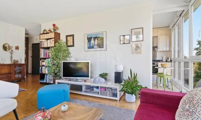 Недвижимость Apartment 4 rooms: 4