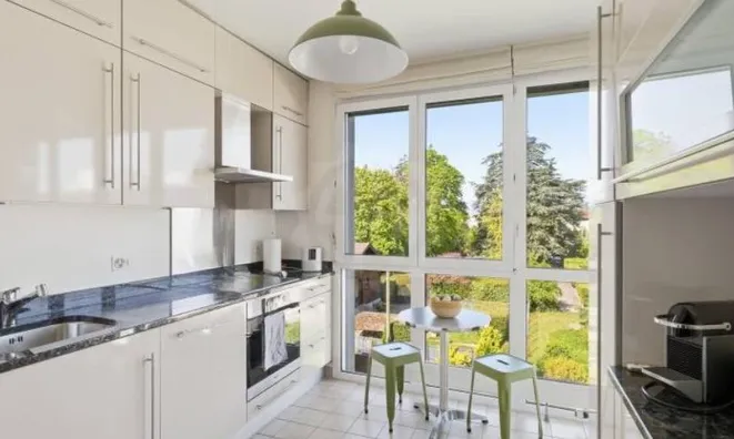Недвижимость Apartment 4 rooms: 6
