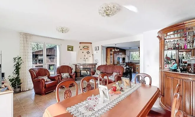 Недвижимость Single house 7.5 rooms: 5