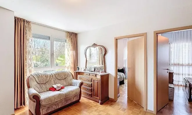 Недвижимость Single house 7.5 rooms: 8
