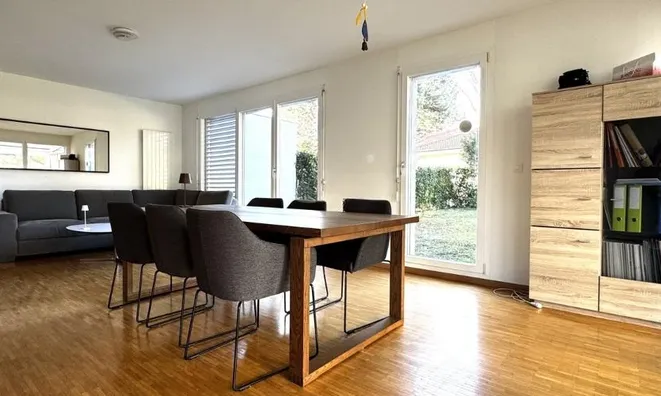 Недвижимость Bifamiliar house 6 rooms: 3